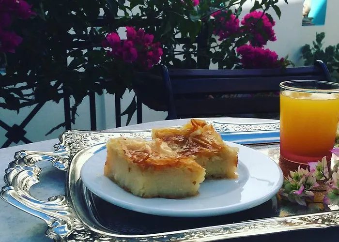 Taki's Guests Naxos City